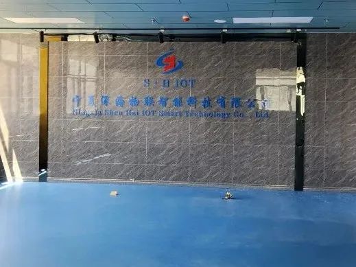 重磅消息！看：卡立方集團(tuán)二期項(xiàng)目~忙!