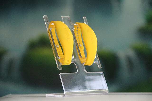 近場通信，智能手機和硅膠腕帶RFID電子標簽