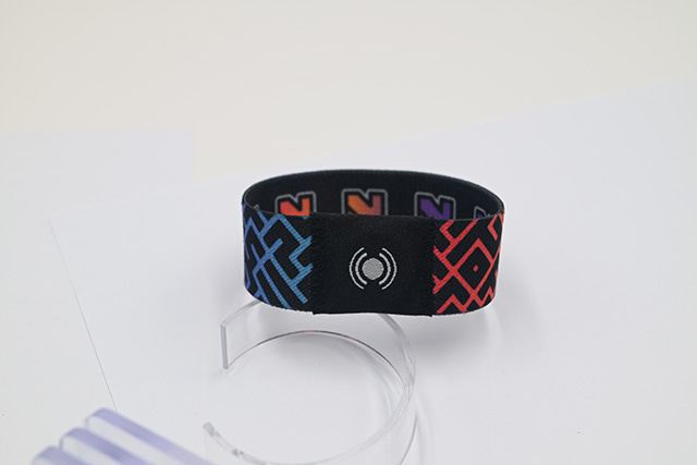 卡立方榮獲“中國(guó)十大一卡通品牌”(圖) 卡立方榮獲“中國(guó)十大一卡通品牌”(圖)