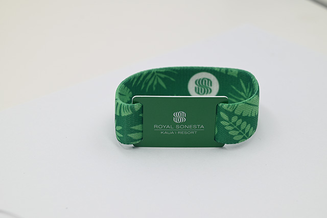 和接觸式IC卡相比，非接觸式卡有什么樣的優(yōu)點？