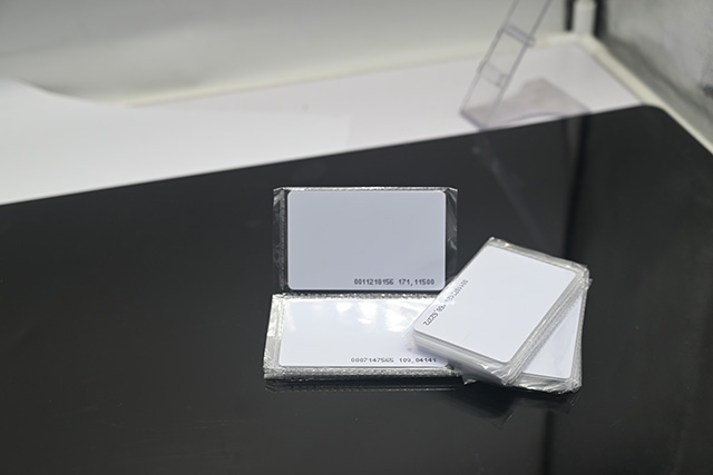 IC卡，ID卡，M1卡，射頻卡的區(qū)別是什么？