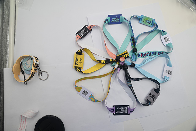 工作證卡、工牌制作：常見的材質(zhì)！