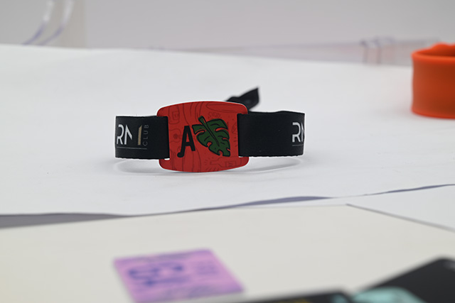 ID卡制造和發(fā)行設(shè)備簡(jiǎn)介 ID卡制造和發(fā)行設(shè)備簡(jiǎn)介